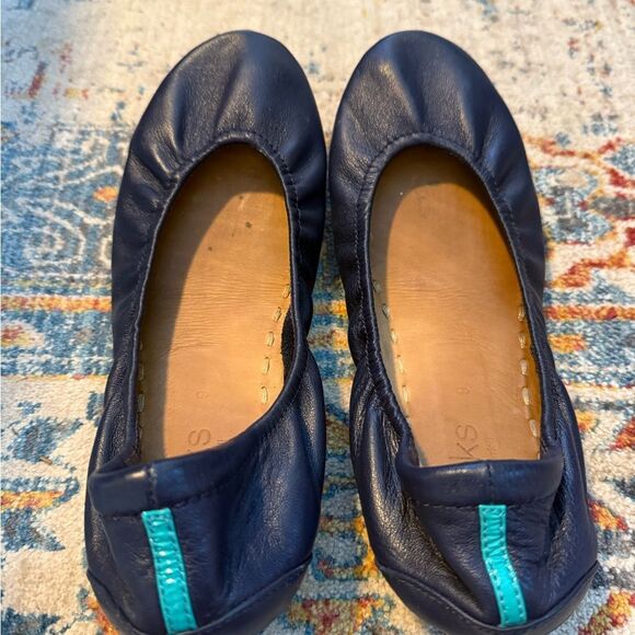Tieks Navy Leather ballet flat, size 9 - Picture 1 of 6